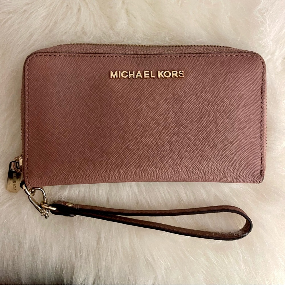 Michael Kors continental wallet